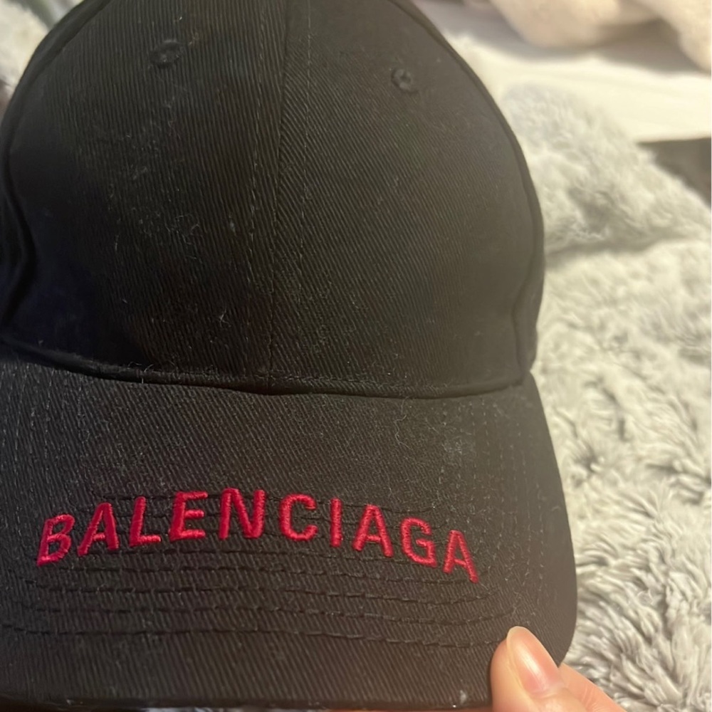 Balenciaga cap